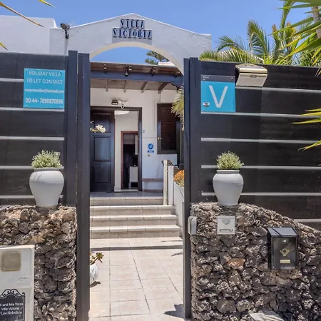 Villa Lillos On The Golf Estate Teguise (Lanzarote)